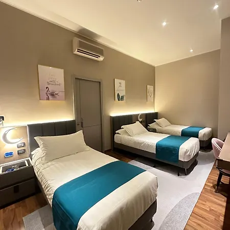 Royal Hotel